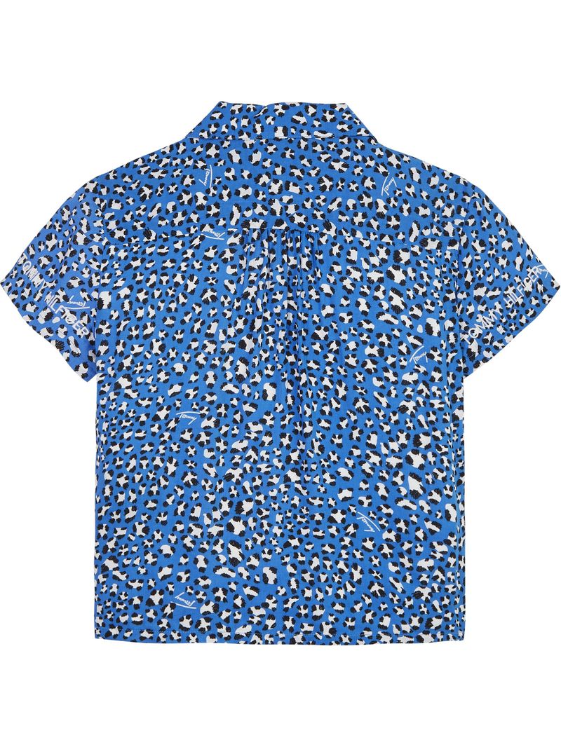 Camisa-con-estampado-de-leopardo
