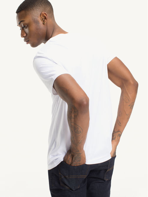 Camiseta-Clasica--con-cuello-redondo