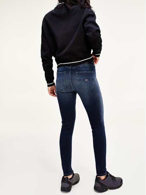 Jeans Sylvia superceñidos con efecto desteñido