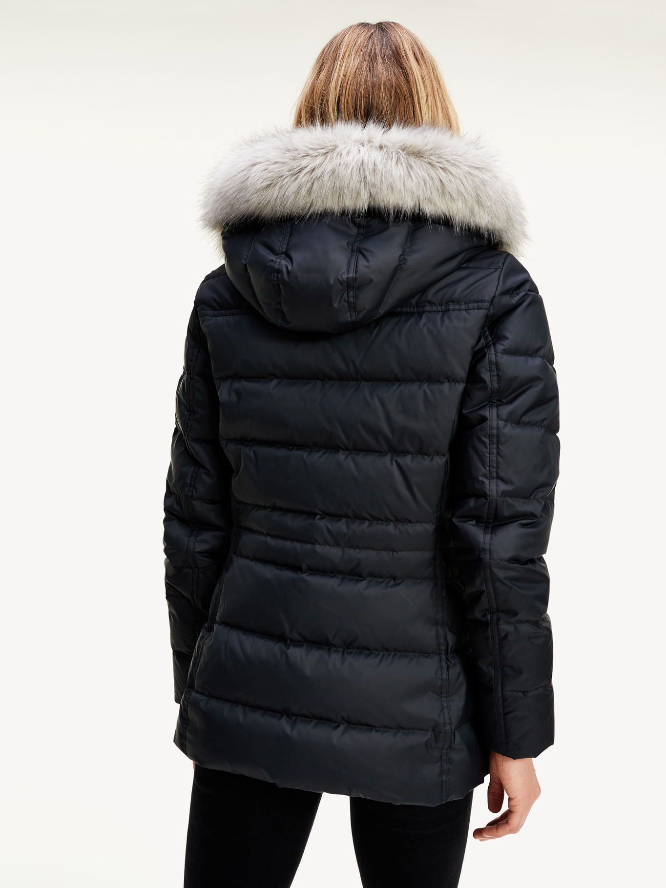 Chaqueta de plumas Essential con monograma