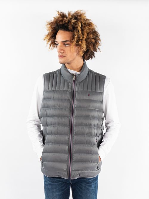 CHALECO C/E LT WGHT QUILTED VEST TRIBLOCK