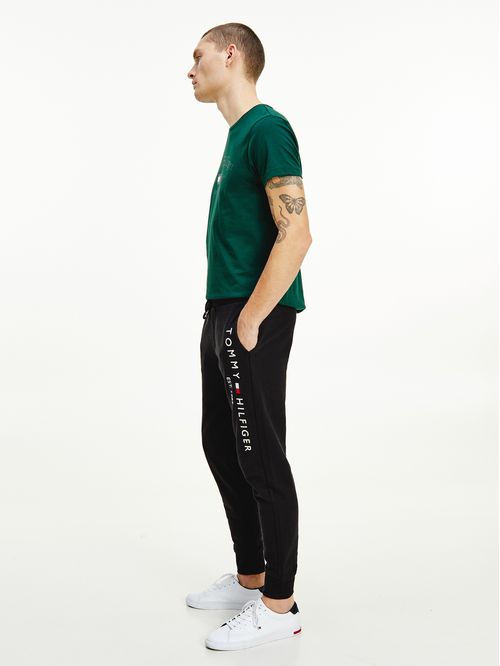 PANTALON BASIC BRANDED SWEATPANTS