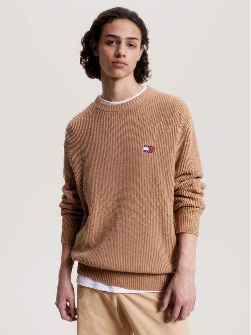 TJM REG TONAL XS BADGE SWEATER