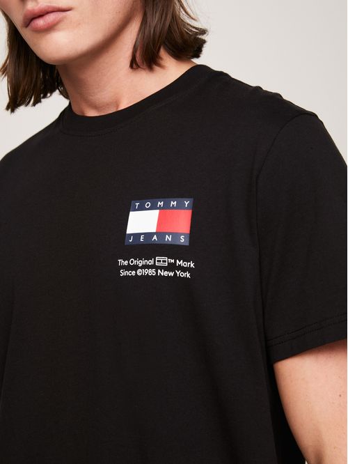 CAMISETA TJM SLIM ESSENTIAL FLAG TEE EX