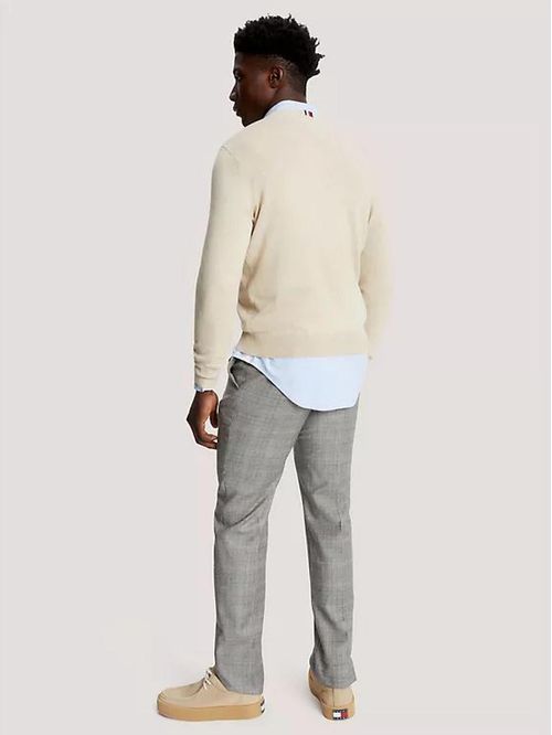 SWEATER M SYRACUSE VNECK SWEATER TH
