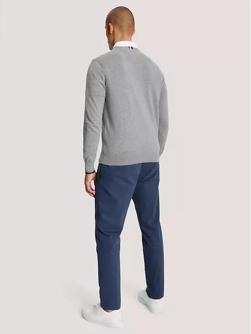 SWEATER M SYRACUSE VNECK SWEATER TH