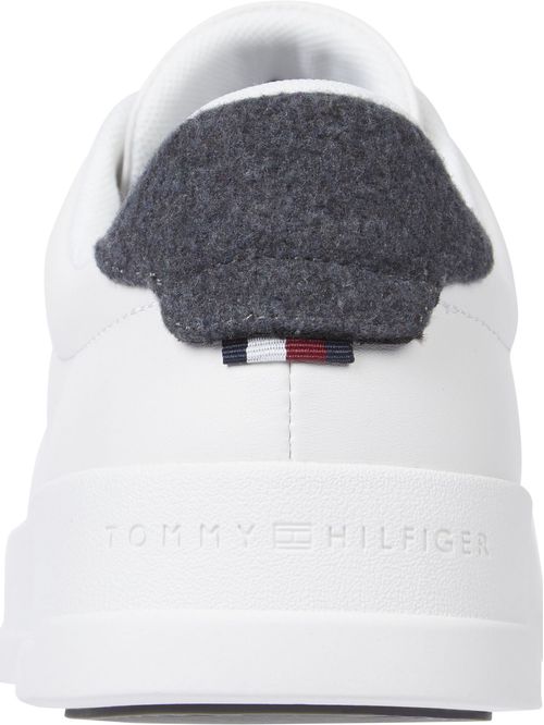 TH COURT SEASONAL WINTER 4A
