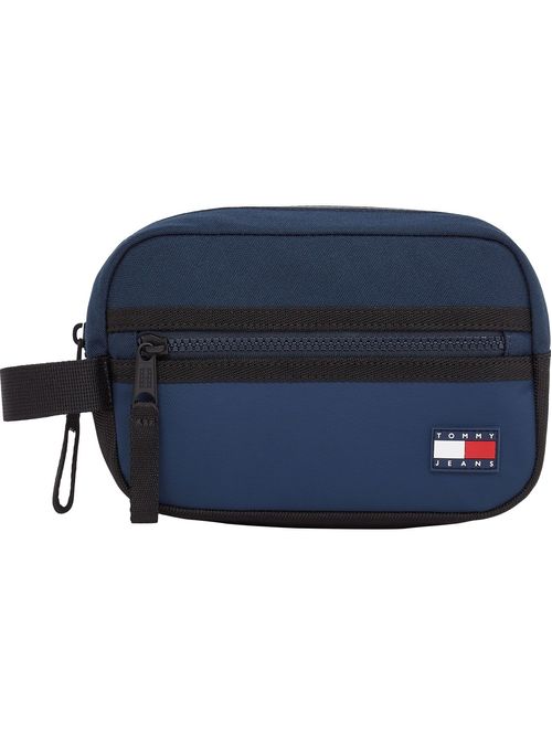 NECESER TJM FRESHMAN WASHBAG