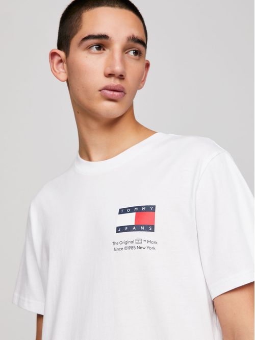 CAMISETA TJM SLIM ESSENTIAL FLAG TEE EX TH