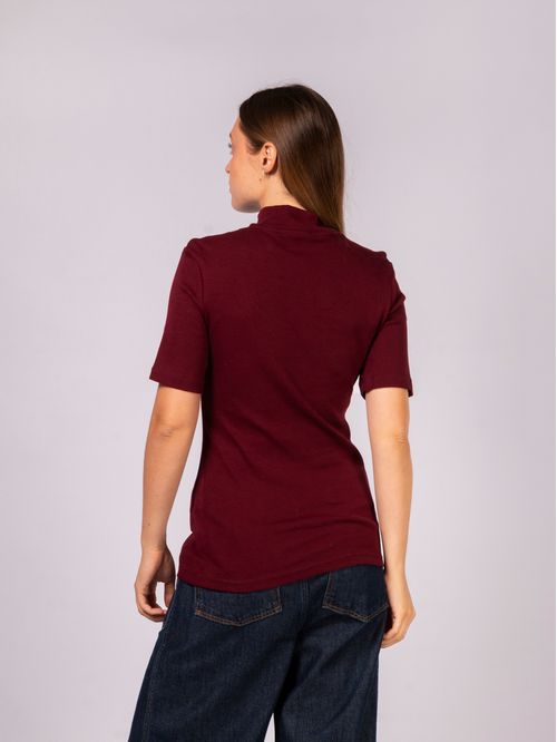 Camiseta de cuello alto con logo monograma
