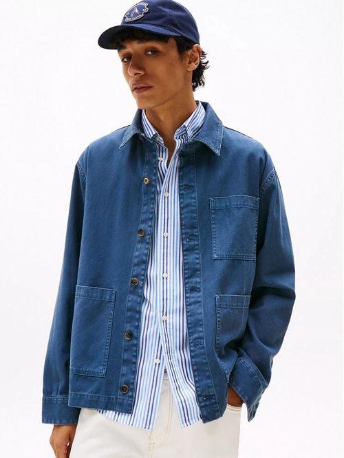 Chaqueta con múltiples bolsillos